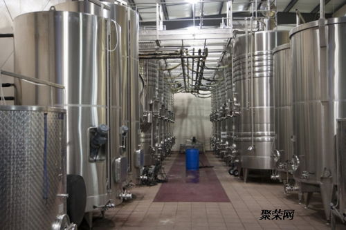 專業(yè)食品廠設(shè)備回收高價(jià)收購(gòu)拆除食品廠冷庫(kù)設(shè)備